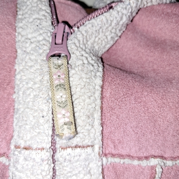 Old navy hooded coat size 18 to 24 months 5/$25 - Picture 2 of 3